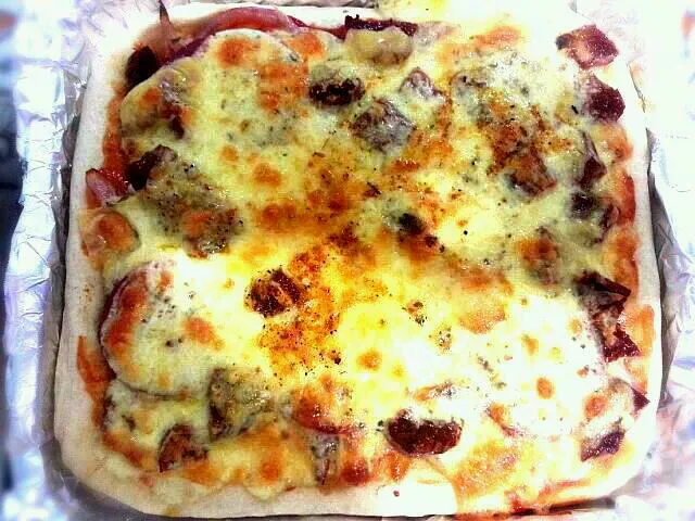 Salami Pizza|wan chanさん