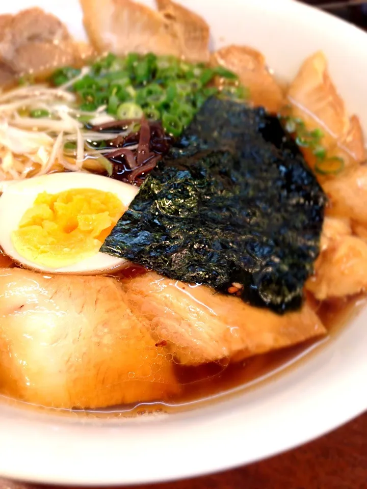 和だし醤油チャーシュー麺|あきらさん