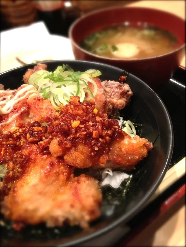 唐揚げ丼定食|寺尾真次さん