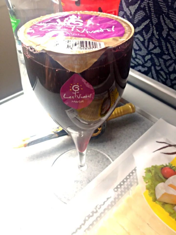 To Go wine..🍷what a great idea!😘|Queenさん