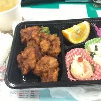 Snapdishの料理写真:ピリ辛唐揚げ|森重 仁さん