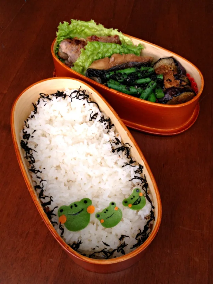 Snapdishの料理写真:カエルの親子弁当|manacocoさん