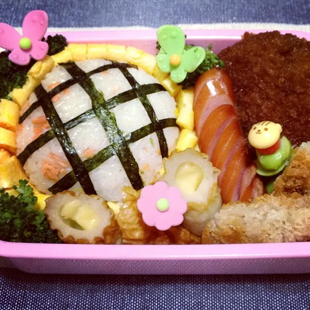 Snapdishの料理写真:幼稚園弁当(*^◯^*)ひまわりおにぎり🌻|Jung ShinYoungさん