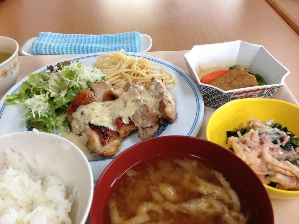 Snapdishの料理写真:チキンソテー マスタードソース:386kcal|Hidekiさん