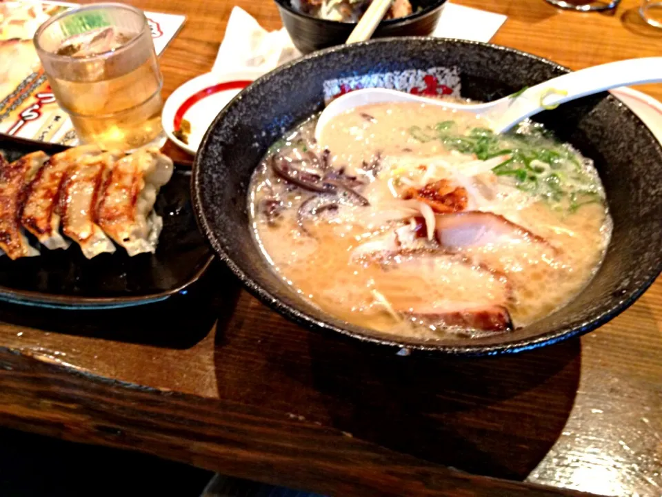 Snapdishの料理写真:久留米ラーメン 『龍の家』|ポテキさん