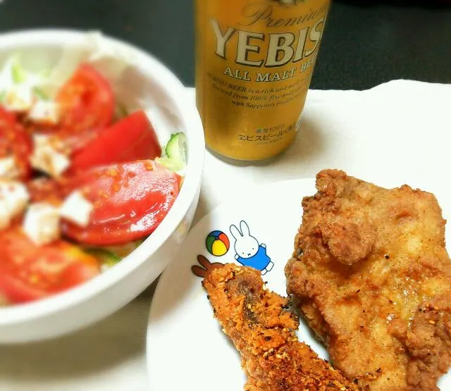 Snapdishの料理写真:華金☆独りでfried chicken＆beer|トミーサクさん