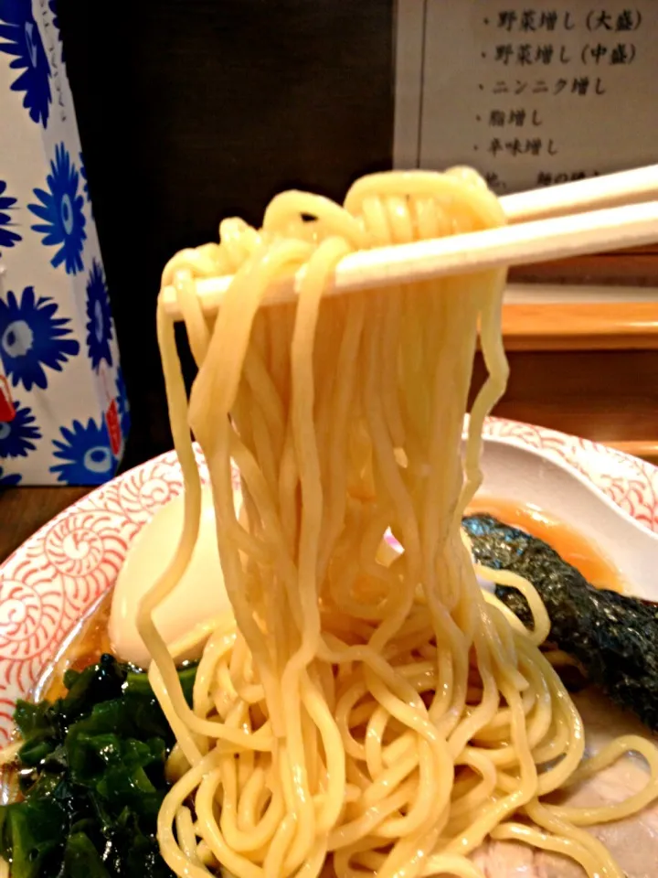 Snapdishの料理写真:昭和醤油ら〜めんの麺|morimi32さん