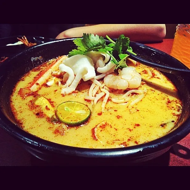 Seafood Tom yam ramen|ᔜѰLᗊÎᐂさん