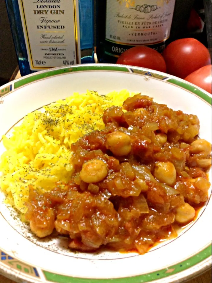 Snapdishの料理写真:北インド料理 チャナ豆カレーChana Masala &Turmeric Rice|yorikoさん