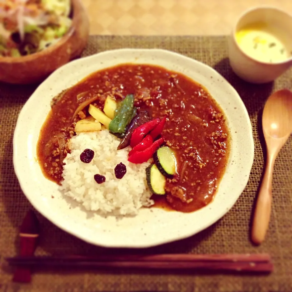 Snapdishの料理写真:＊トマトキーマカレー＊|あいこ ⁎ˇ◡ˇ⁎さん