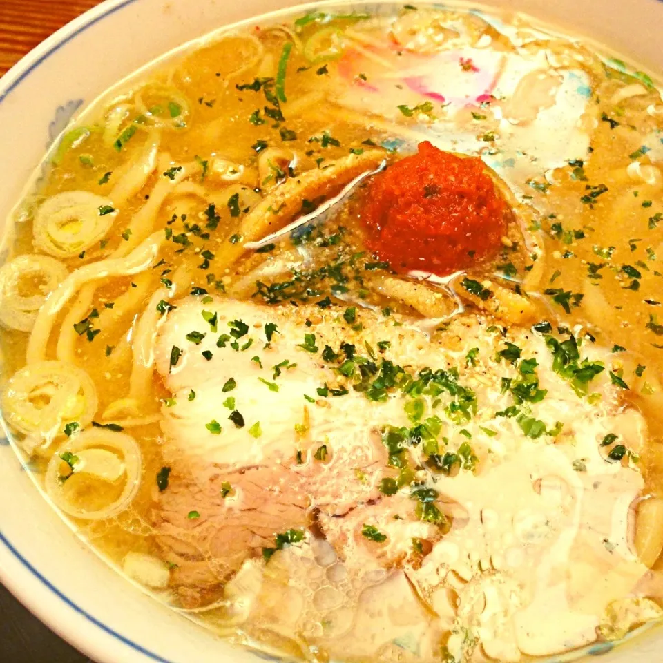 Snapdishの料理写真:龍上海 赤湯からみそラーメン♡|すずさん