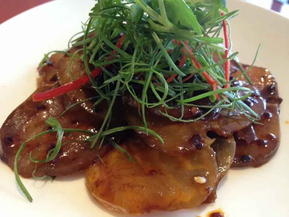 Beef tendon in vinegar sauce|AmeSabさん