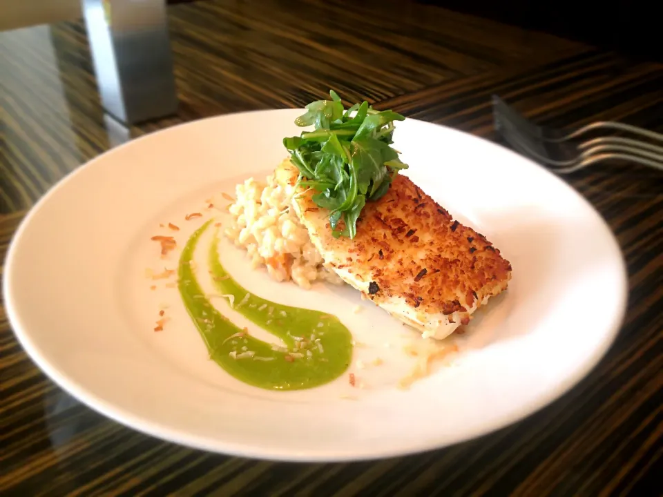 Coconut crusted halibut with a sweet potato risotto and a cilantro lime vinaigrette|zac sayersさん