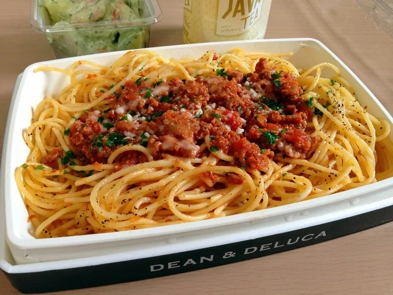 Spaghettoni Bolognese w/ Sausage|chan mitsuさん