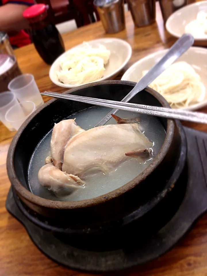 Ginseng chicken soup.|해리さん