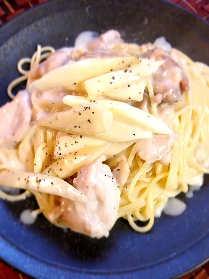 Bechamel sauce pasta of chicken &white asparagus🍼ﾎﾜｲﾄｱｽﾊﾟﾗとﾁｷﾝのﾍﾞｼｬﾒﾙｿｰｽﾊﾟｽﾀ by chef hubby|🌈Ami🍻さん