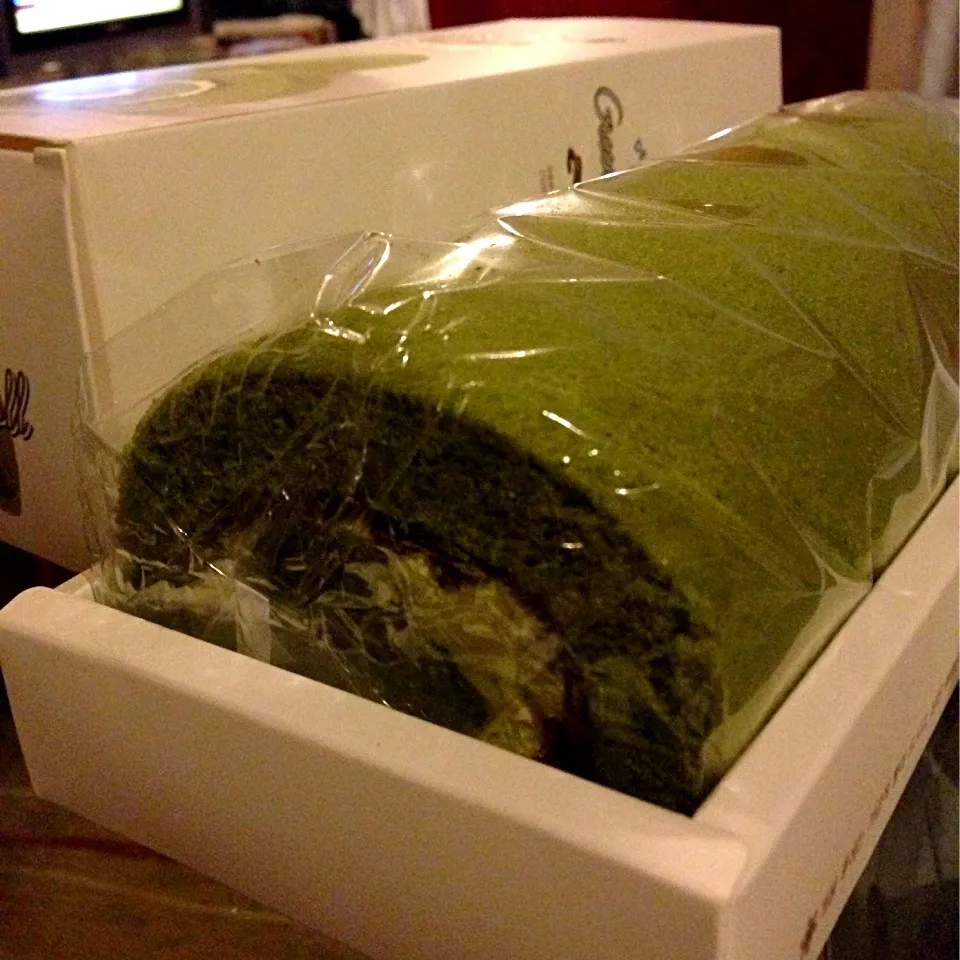 Snapdishの料理写真:Greentea swiss roll. ^^|해리さん