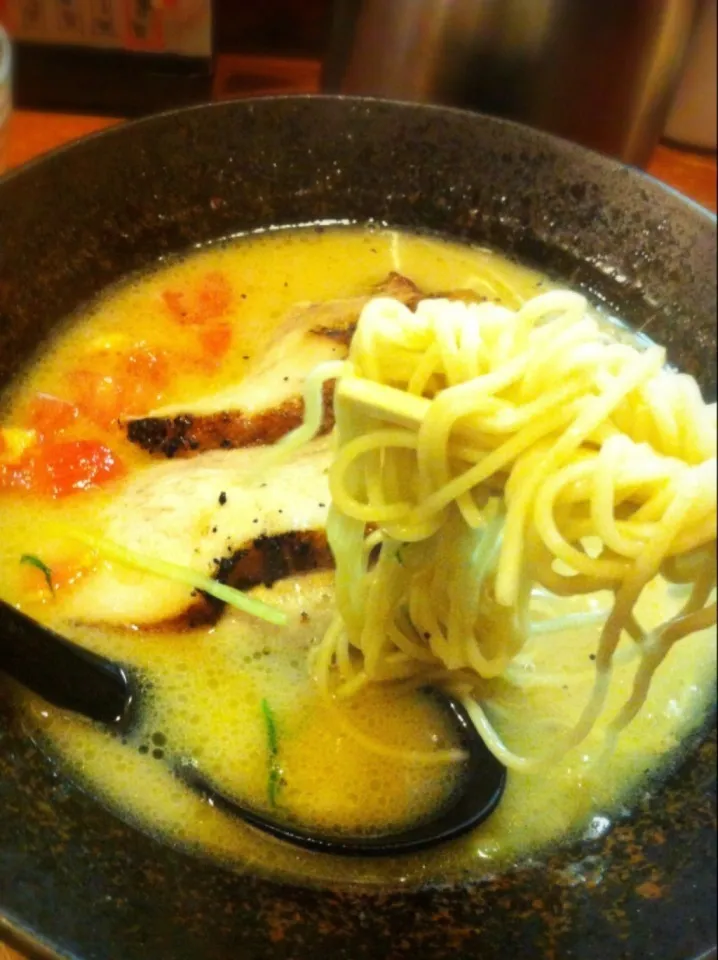 Snapdishの料理写真:昨日の深夜2時！勇気を出して食べたラーメン！|Keikoさん