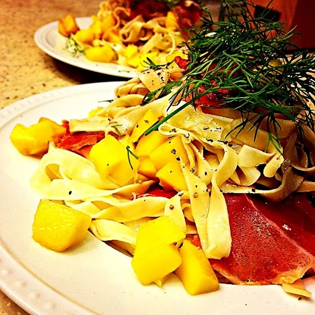 Fettuccine Mango w/ Prosciutto マンゴーとプロシュートのフェットチーネ|Yuka Nakataさん