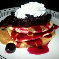 Hotcakes with blueberry compote|Lily Marchenaさん