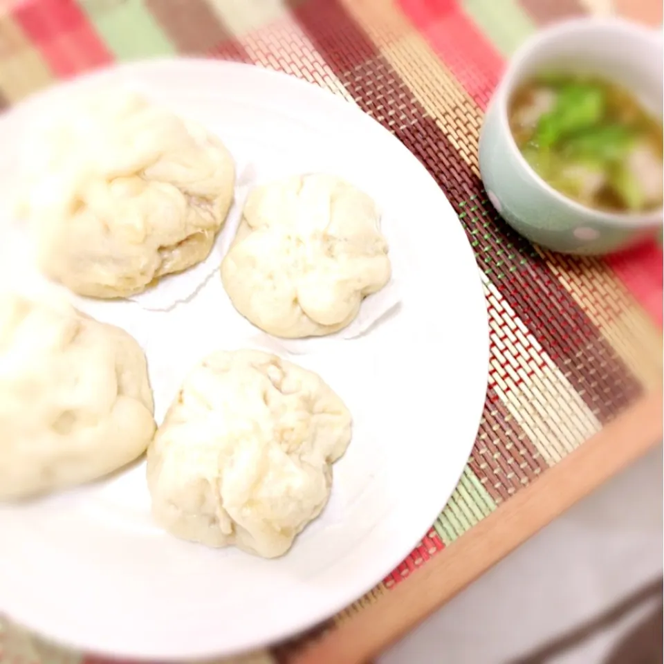 お昼ご飯☆手作り肉まん＆中華スープ|maiさん