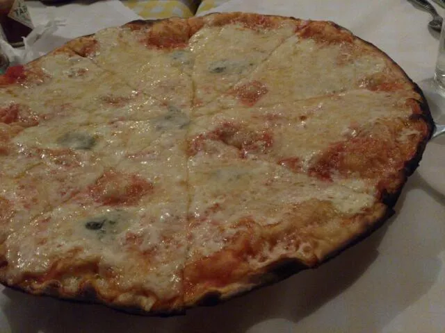 Five Cheese Pizza|JeiFerさん