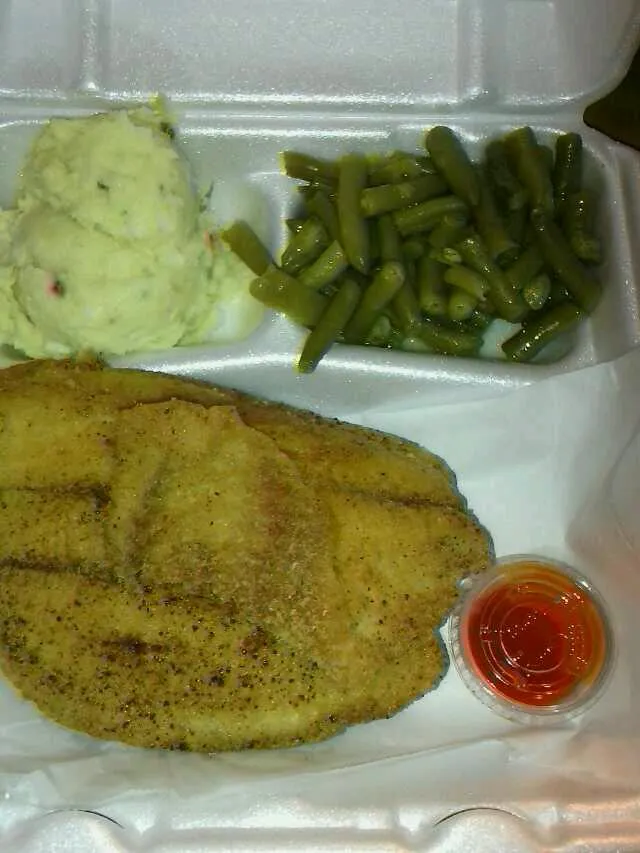 Tilapia potato salad and green beans|Shirlene Robertsonさん