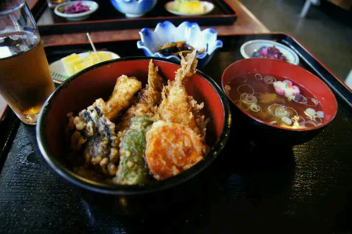 三崎 割烹 柳の天丼|cookingパパ五郎さん