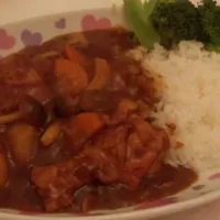 手羽元と玉ねぎをじっくり煮込んだカレー|草薙 彩花さん