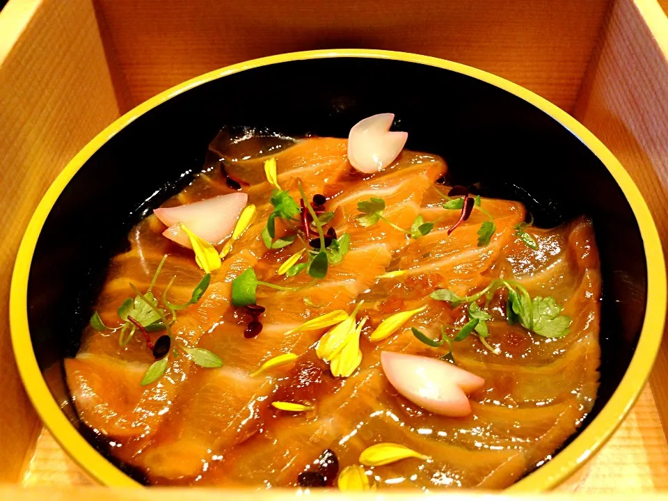 Salmon sashimi|willzさん