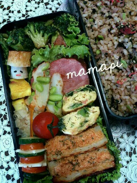 おはようごじゃります♪♪d(*⌒▽⌒*)b
長男早番哀愁漂うなんちゃってドコモﾀﾞｹ～弁当☆|katumi  ueharaさん