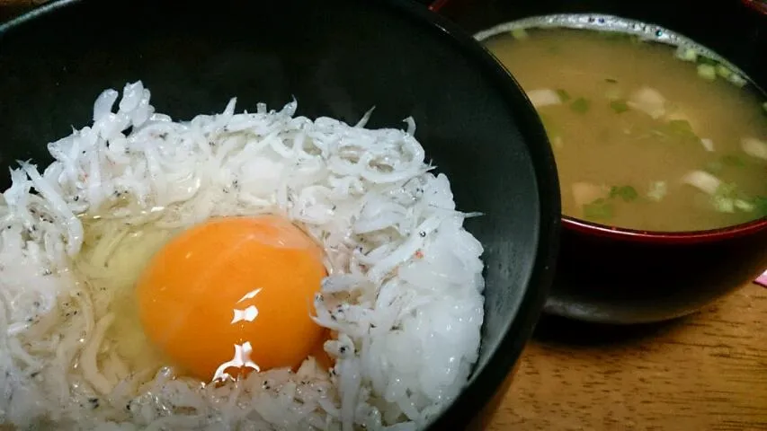 卵かけご飯と御御御つけ|まゆかさん