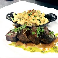 New Short Rib and Killer Mac & Cheese plate.|Andrew C Messinaさん