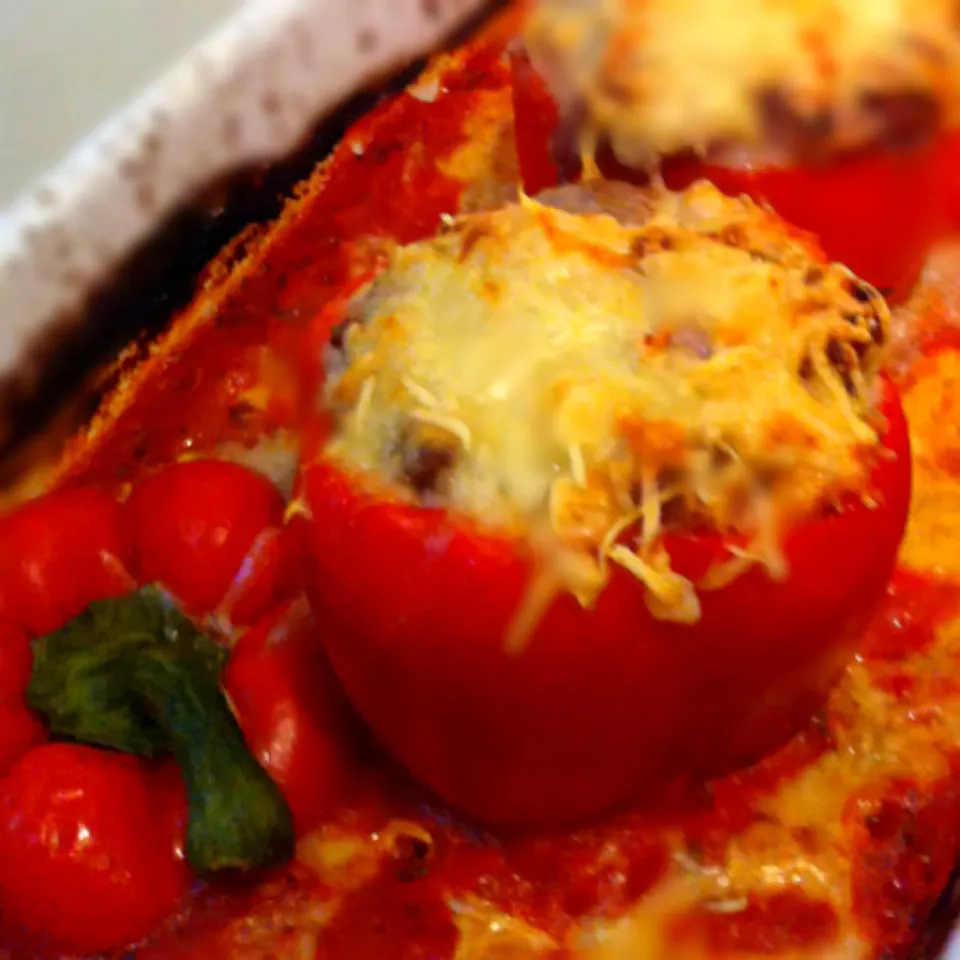 Snapdishの料理写真:Stuffed Redbell Peppers|claraさん