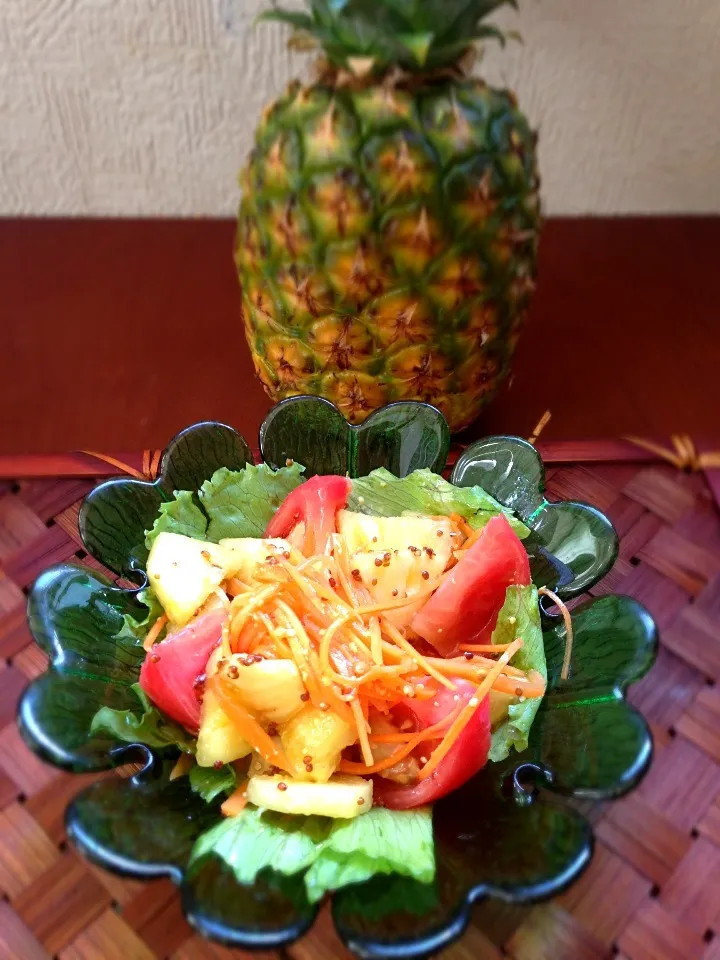 Tropical salad of pineapple&carrot🍍人参とﾊﾟｲﾅｯﾌﾟﾙの南国ｻﾗﾀﾞ|🌈Ami🍻さん