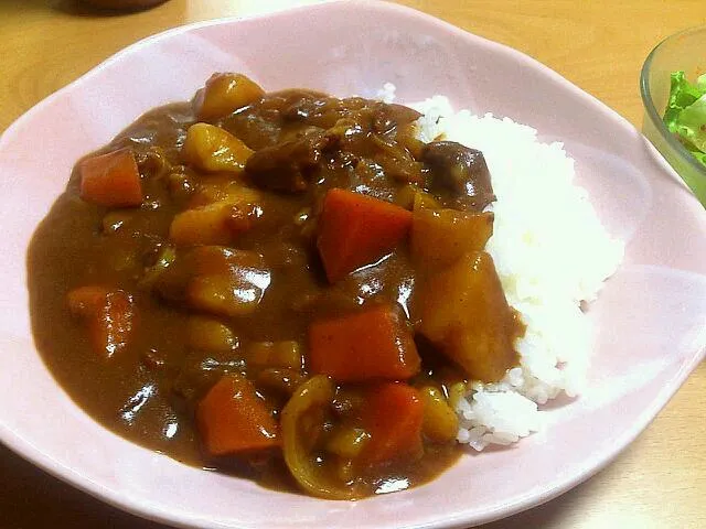 牛すじカレー|おれおさん