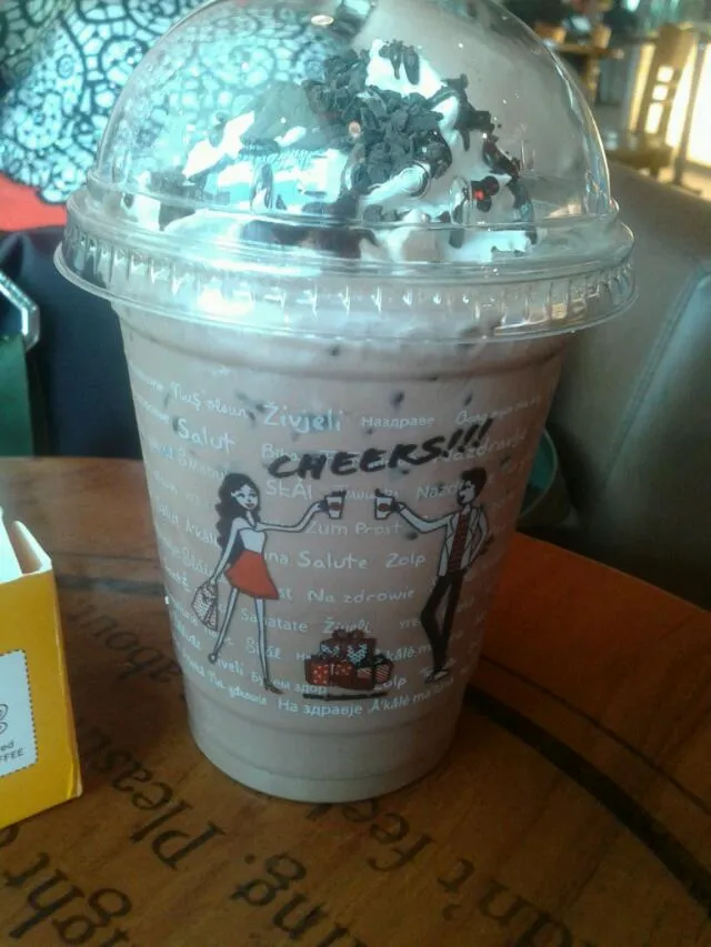 cheeerrrrsss for ice chocolate j.co|melias olivianaさん