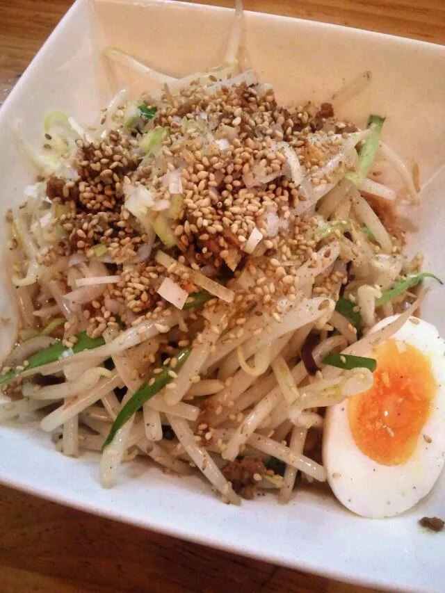 神田錦町・かつぎやの汁なし担々麺|すーさん