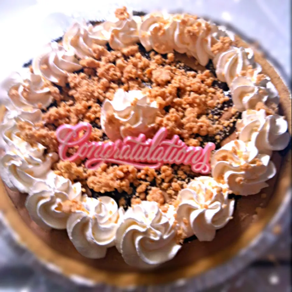 Chocolate peanut butter pie with decorations|rachel daduscさん