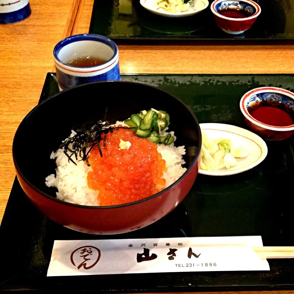 いくら丼|美也子さん