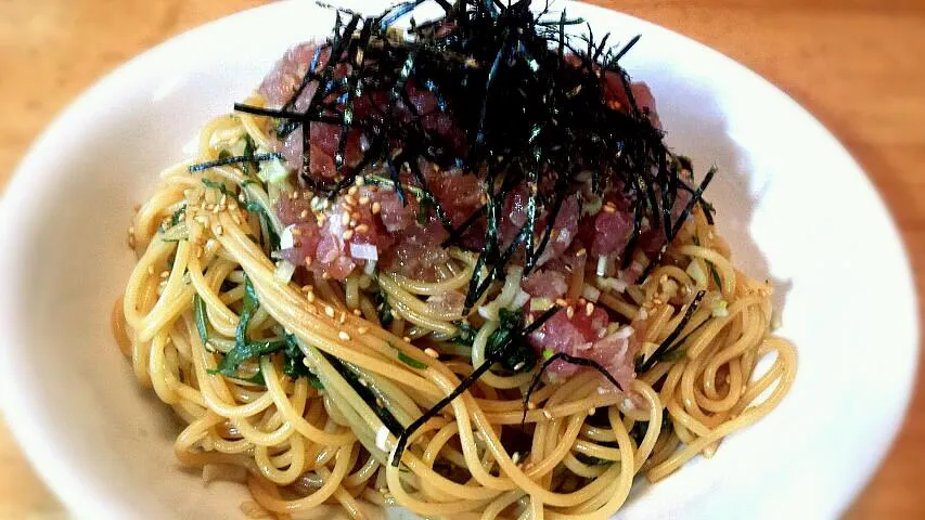 Snapdishの料理写真:冷製ネギトロパスタ！(バルサミコ、ワサビ醤油、寿司酢ダレ)|中村繁之さん