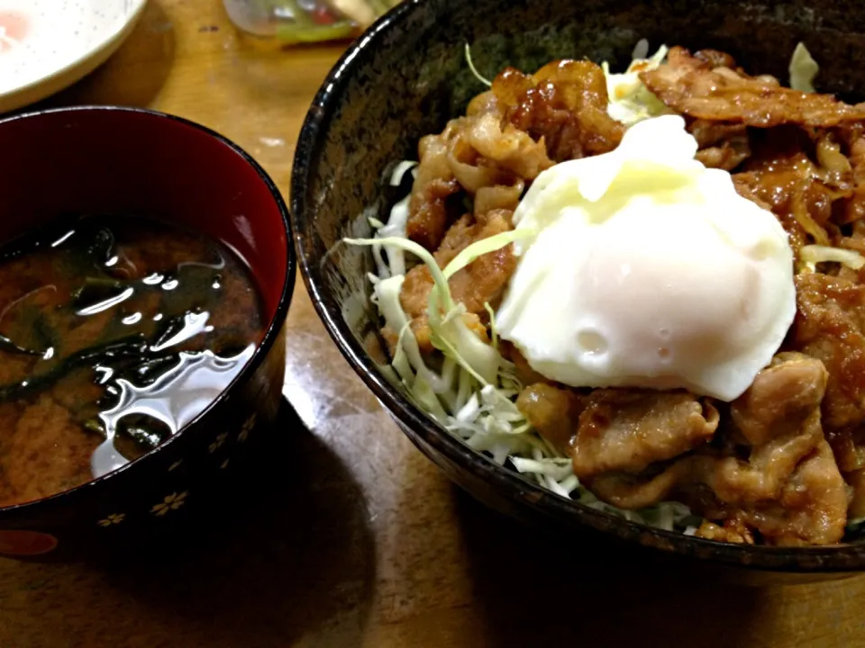 生姜焼き丼|けいさん