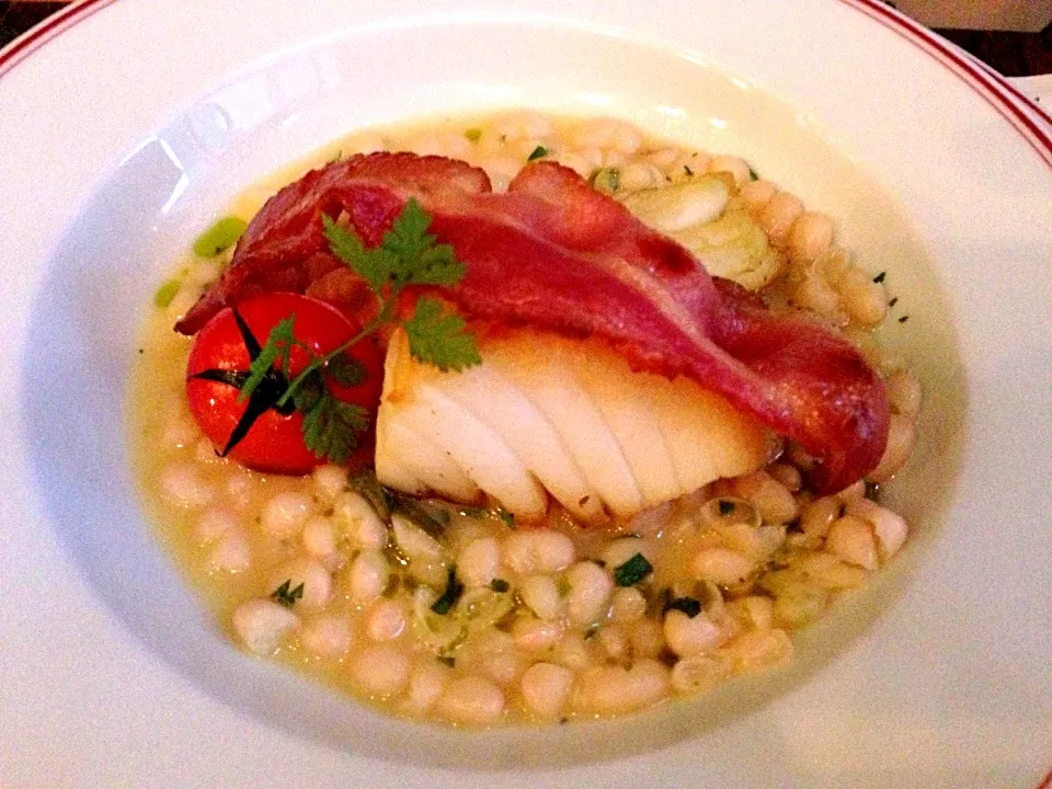 Cod Fish with bacon and white beans|starspeedさん