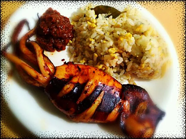 nasi bakar & cumi bakar ~ grilled spice rice & grilled squid|Asti 🌸🌸さん