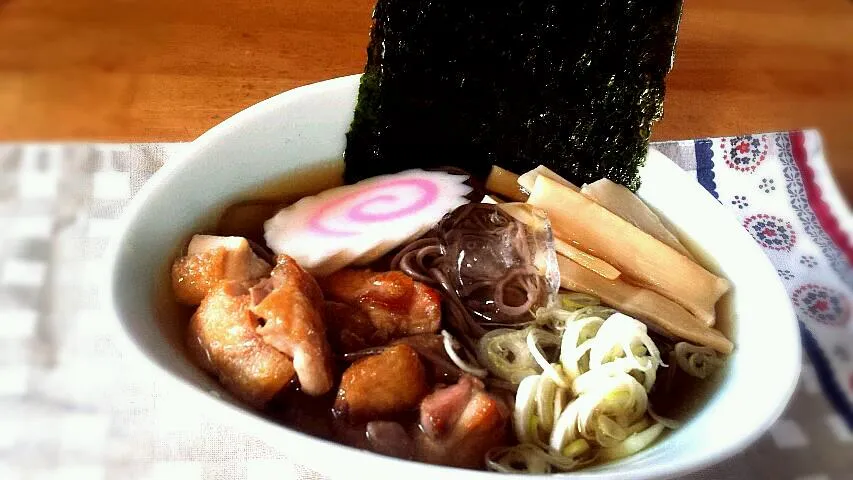 Snapdishの料理写真:冷し鶏だしスープそば(ヤマサ醤油さんのやつをちょいとアレンジ)|中村繁之さん