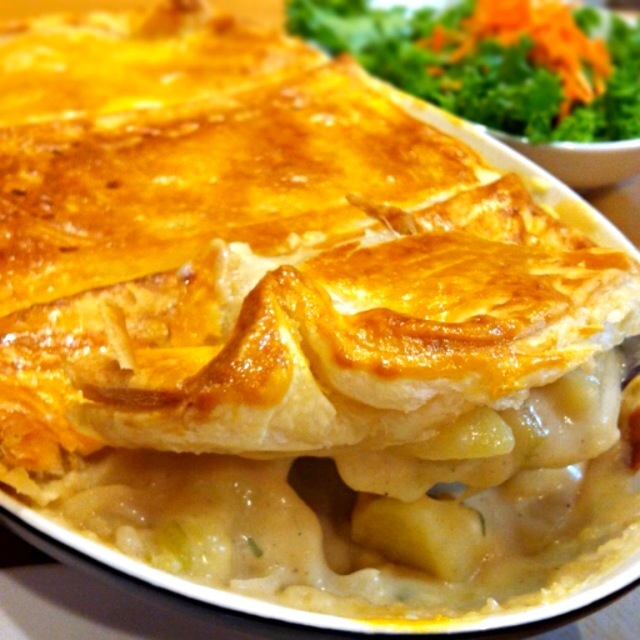 大皿チキンポットパイホワイトソース缶と冷凍パイシートを使った手抜き料理だけども Mikachi Snapdish スナップディッシュ Id Wldhba