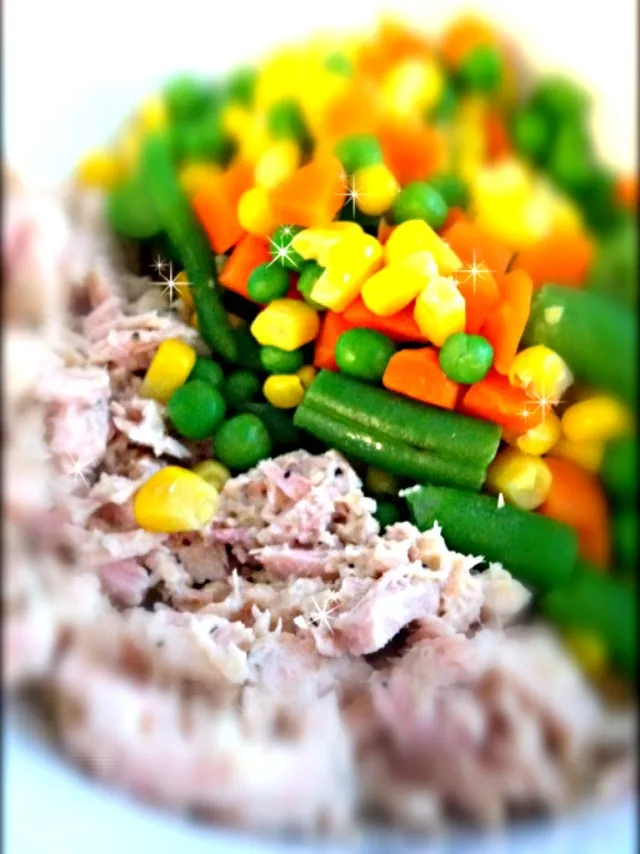 Tuna salad and vegetables|Juliee ~ ジュリーさん