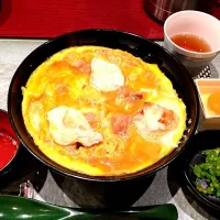 Snapdishの料理写真:たまひで親子丼|xxxkeikoxxxさん