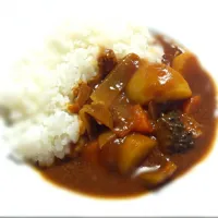 Snapdishの料理写真:トマト煮をリメイク✨カレー|なち仔さん