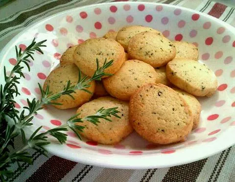 さわやかローズマリーのクッキー焼けた☆|cookさん